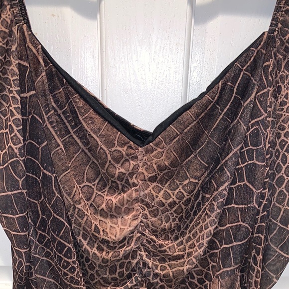 Brown Croc Print Mesh Ruched Puff Sleeve Bodysuit - Picture 4 of 6